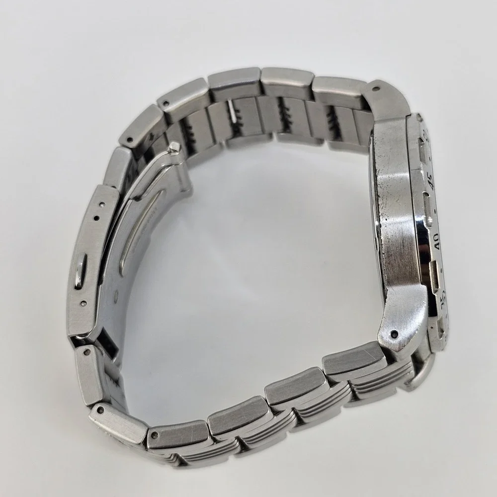 Guess Men's Watch 42MM Gray Dial Date Day Gray Bracelet Band 6.5